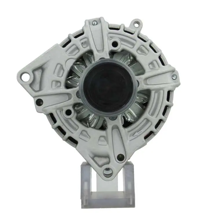 Neu  Lichtmaschine passend für Mercedes  GLA250  0125711030+PRO 150 A